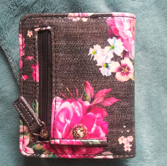 Wallet - Picture 2 of 4